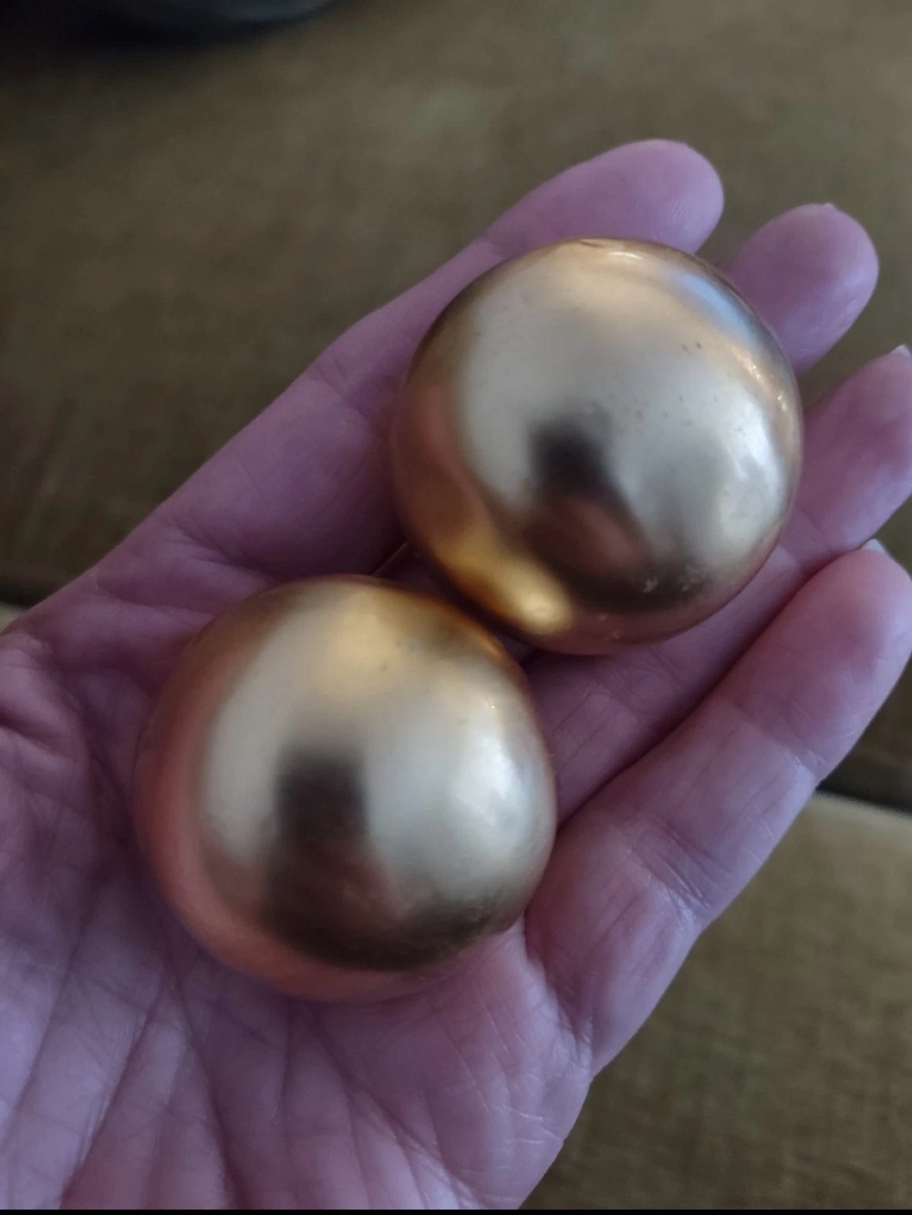 Vintage Y2K Gold Matte Clip Decorative Spheres - Home Accents